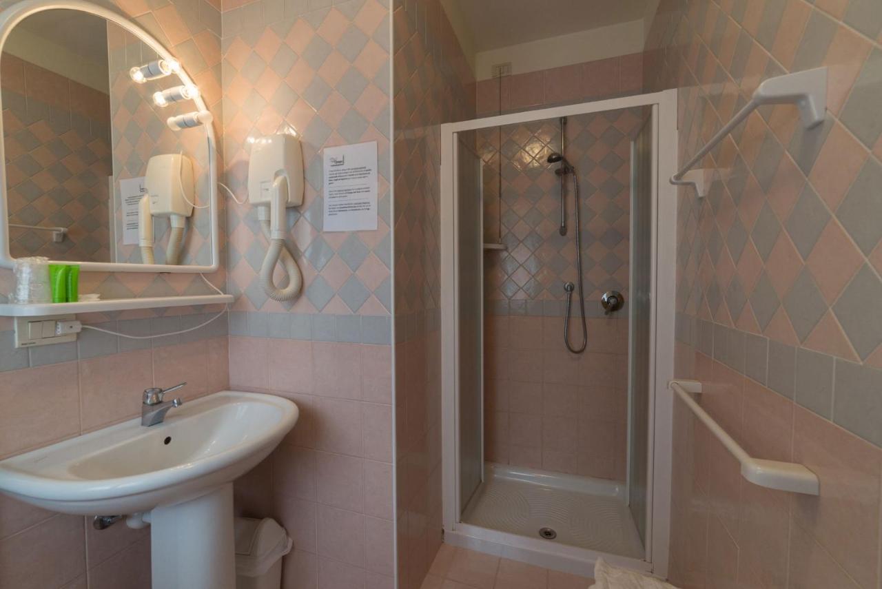 Hotel Airone (Adults Only) ビビオーネ エクステリア 写真